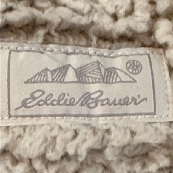 Eddie Bauer Cream Sherpa Fleece - Picture 3 of 7